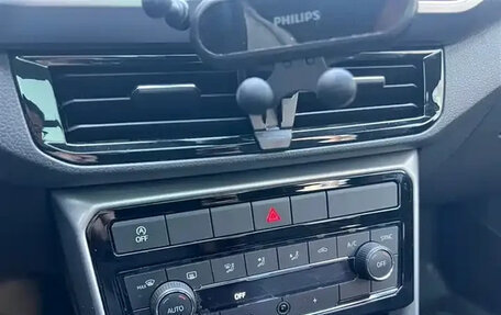 Volkswagen T-Cross I, 2021 год, 1 580 143 рублей, 12 фотография