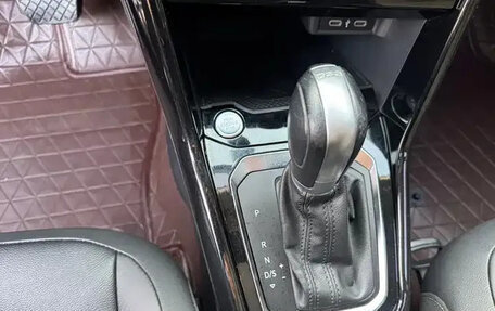 Volkswagen T-Roc I, 2022 год, 1 630 143 рублей, 13 фотография