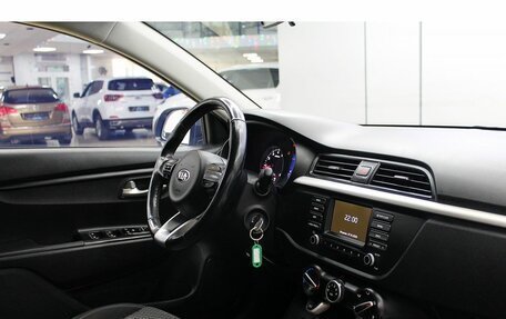 KIA Rio IV, 2017 год, 1 349 000 рублей, 10 фотография