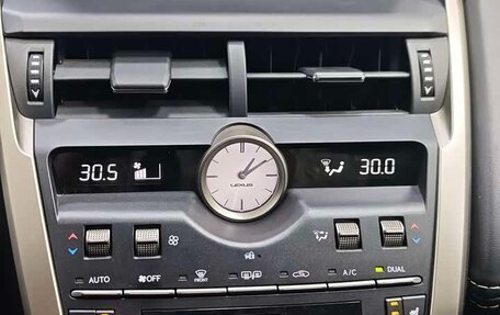 Lexus NX, 2021 год, 3 800 000 рублей, 17 фотография