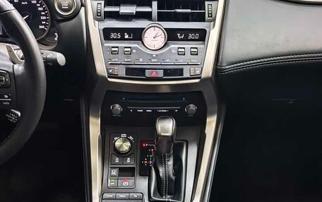 Lexus NX, 2021 год, 3 800 000 рублей, 19 фотография