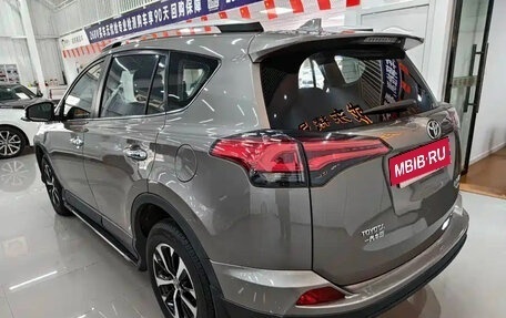 Toyota RAV4, 2016 год, 1 750 000 рублей, 4 фотография