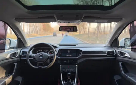 Volkswagen T-Cross I, 2022 год, 1 376 555 рублей, 14 фотография