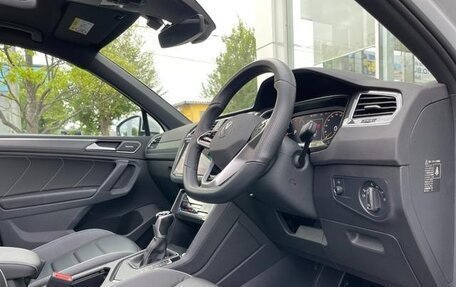 Volkswagen Tiguan II, 2022 год, 2 830 111 рублей, 14 фотография