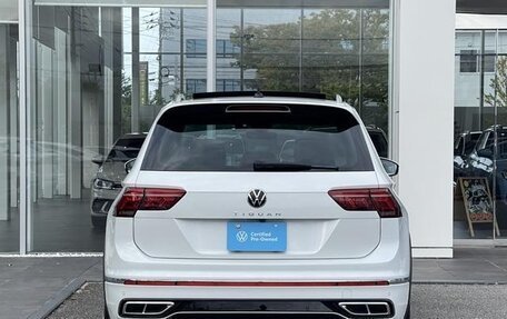 Volkswagen Tiguan II, 2022 год, 2 830 111 рублей, 7 фотография