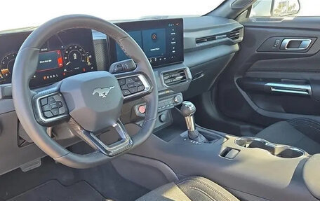 Ford Mustang, 2025 год, 5 975 000 рублей, 8 фотография