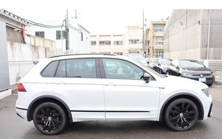 Volkswagen Tiguan II, 2020 год, 2 125 111 рублей, 8 фотография