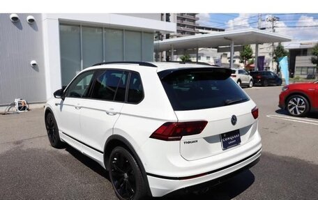 Volkswagen Tiguan II, 2020 год, 2 125 111 рублей, 5 фотография