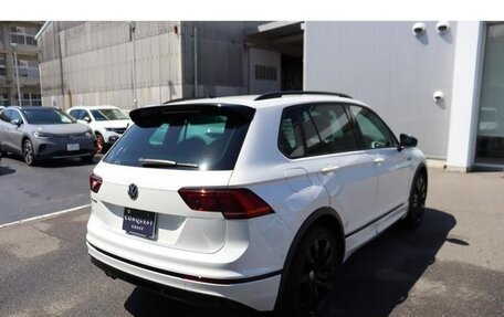 Volkswagen Tiguan II, 2020 год, 2 125 111 рублей, 7 фотография