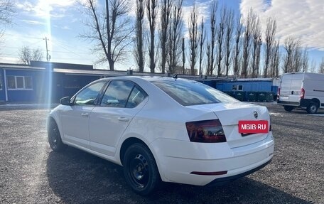 Skoda Octavia, 2018 год, 890 000 рублей, 4 фотография