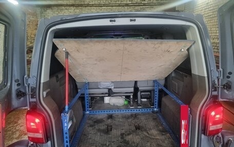 Volkswagen Transporter T5 рестайлинг, 2008 год, 1 300 000 рублей, 7 фотография