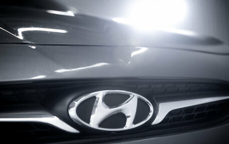 Hyundai Solaris II рестайлинг, 2011 год, 799 900 рублей, 10 фотография