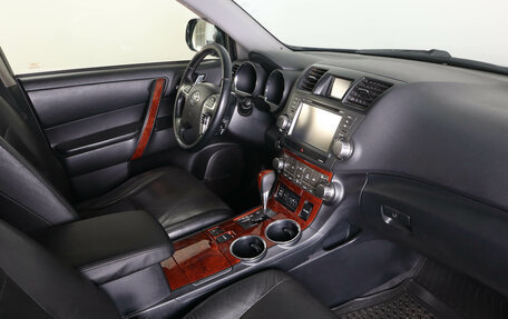 Toyota Highlander III, 2012 год, 2 149 000 рублей, 14 фотография