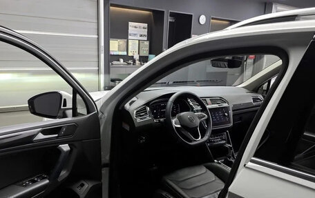 Volkswagen Tiguan II, 2021 год, 2 510 050 рублей, 5 фотография