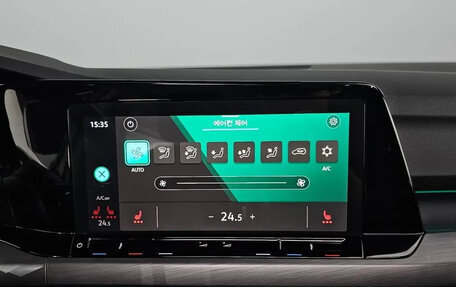 Volkswagen Golf VIII, 2022 год, 2 400 006 рублей, 10 фотография