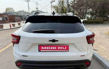 Chevrolet Trax, 2023 год, 1 800 077 рублей, 4 фотография