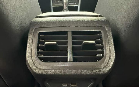 Volkswagen Lavida, 2022 год, 1 800 077 рублей, 15 фотография