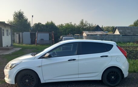 Hyundai Solaris II рестайлинг, 2015 год, 850 000 рублей, 6 фотография