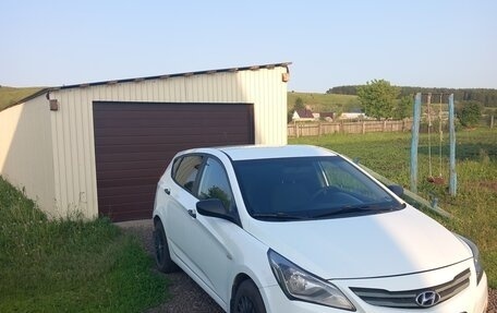 Hyundai Solaris II рестайлинг, 2015 год, 850 000 рублей, 8 фотография