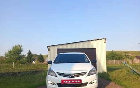 Hyundai Solaris II рестайлинг, 2015 год, 850 000 рублей, 9 фотография