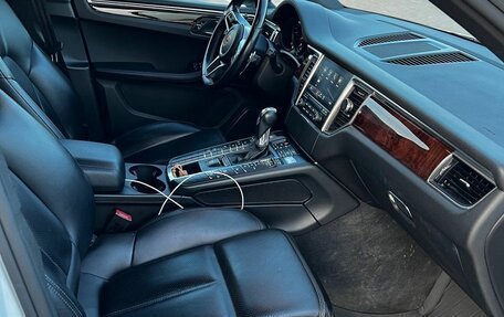 Porsche Macan I рестайлинг, 2016 год, 3 090 000 рублей, 7 фотография