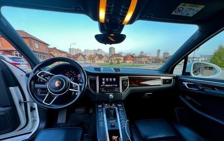 Porsche Macan I рестайлинг, 2016 год, 3 090 000 рублей, 9 фотография