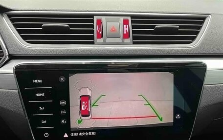 Skoda Superb III рестайлинг, 2024 год, 2 400 000 рублей, 15 фотография