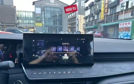 Toyota Camry, 2025 год, 3 900 125 рублей, 12 фотография