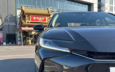 Toyota Camry, 2025 год, 3 900 125 рублей, 17 фотография