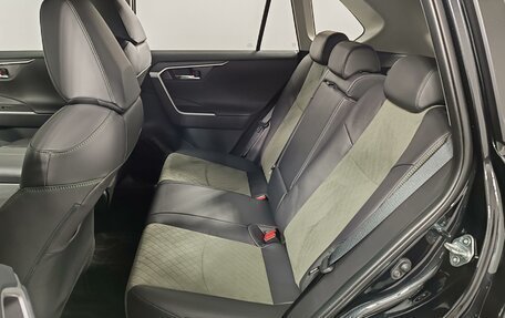 Toyota RAV4, 2025 год, 4 490 000 рублей, 10 фотография