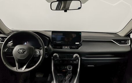 Toyota RAV4, 2025 год, 4 490 000 рублей, 11 фотография