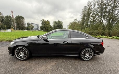 Mercedes-Benz C-Класс, 2011 год, 979 000 рублей, 3 фотография