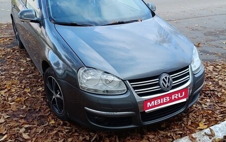 Volkswagen Jetta VI, 2008 год, 780 000 рублей, 2 фотография