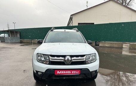 Renault Duster I рестайлинг, 2017 год, 800 000 рублей, 2 фотография