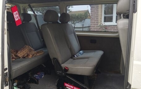 Volkswagen Transporter T5 рестайлинг, 2003 год, 950 000 рублей, 4 фотография