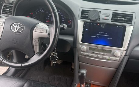 Toyota Camry, 2010 год, 999 999 рублей, 4 фотография