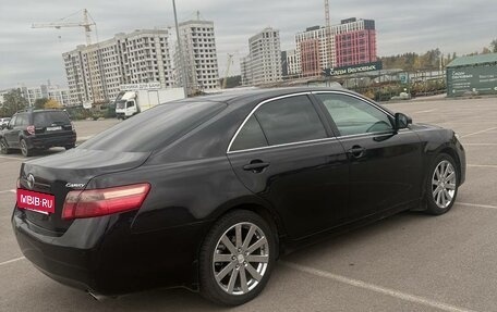 Toyota Camry, 2010 год, 999 999 рублей, 10 фотография