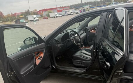 Toyota Camry, 2010 год, 999 999 рублей, 19 фотография