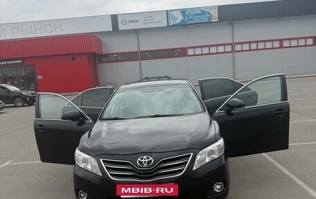 Toyota Camry, 2010 год, 999 999 рублей, 11 фотография