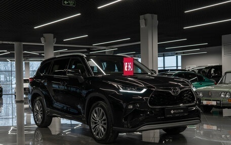 Toyota Highlander, 2025 год, 5 720 000 рублей, 2 фотография