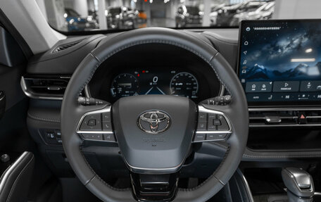 Toyota Highlander, 2025 год, 5 720 000 рублей, 11 фотография