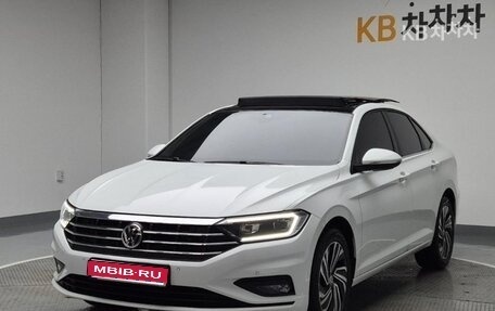 Volkswagen Jetta VII, 2022 год, 1 910 000 рублей, 1 фотография