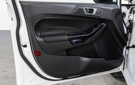 Ford Fiesta, 2015 год, 959 000 рублей, 11 фотография