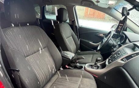 Opel Astra J, 2011 год, 550 000 рублей, 2 фотография