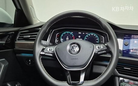 Volkswagen Jetta VII, 2022 год, 1 910 000 рублей, 7 фотография