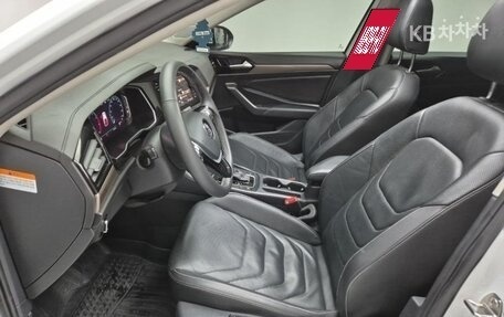 Volkswagen Jetta VII, 2022 год, 1 910 000 рублей, 9 фотография