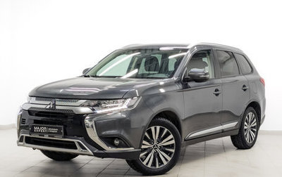 Mitsubishi Outlander III рестайлинг 3, 2021 год, 2 570 000 рублей, 1 фотография