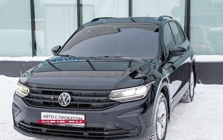 Volkswagen Tiguan II, 2021 год, 2 589 000 рублей, 2 фотография
