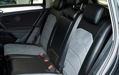 Volkswagen Tiguan II, 2021 год, 2 589 000 рублей, 17 фотография