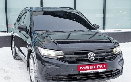 Volkswagen Tiguan II, 2021 год, 2 589 000 рублей, 8 фотография